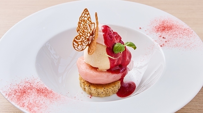 Image: Peach Melba feeling happy